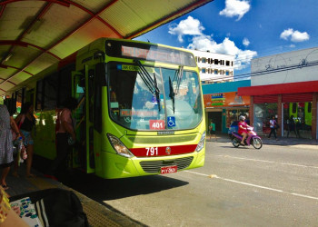 Setut pede aumento na passagem de ônibus de R$ 8 reais devido aos altos custos