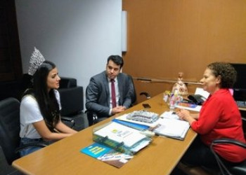 Vice-governadora recebe a Miss Piauí Dagmara Landim