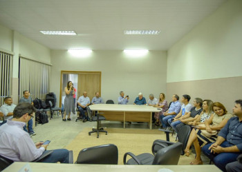 Deputada discute crise hídrica de São Raimundo Nonato