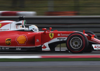 Sebastian Vettel sofre acidente em Barcelona