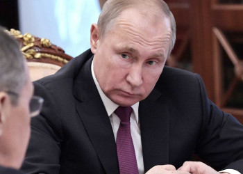Putin alerta Ocidente para risco de guerra nuclear e destruição da civilização