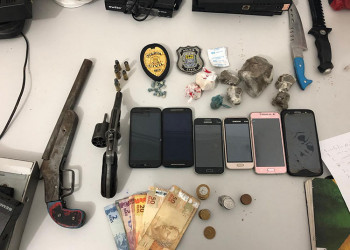 Polícia prende quatro traficantes de drogas em Altos