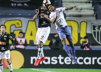 Atlético-MG perde do Nacional e se complica na Libertadores