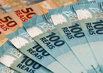 Em março, brasileiros retiraram R$ 3.5 bilhões da poupança