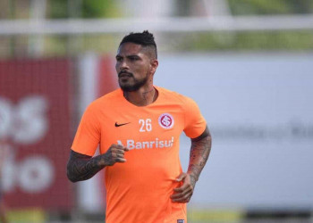 Liberado de treino do Inter, Guerrero viaja para enterro de sobrinho