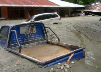 Número de mortos em inundações na Indonésia chega a 89