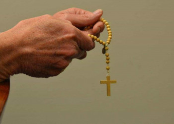 Arquidiocese investiga há dois anos padre acusado de abuso sexual