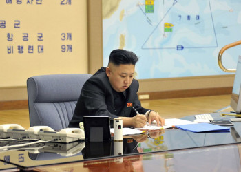Líder da Coreia do Norte é reeleito pelo Parlamento