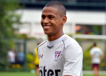 São Paulo oficializa renovação com Bruno Alves até junho de 2023