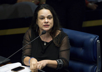 Janaina Paschoal manda Bolsonaro parar de 