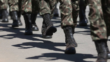 Caminhões do Exército usados em ato pró-Bolsonaro
