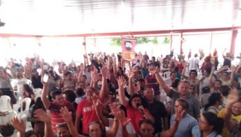 Trabalhadores da Educação aprovam GREVE GERAL a partir do dia 14 de junho