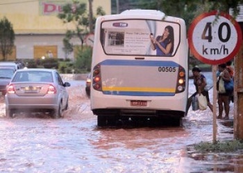 Inmet emite alerta de chuva em mais de 40 cidades do Piauí