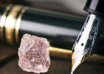 Diamante rosa de 12,7 quilates é encontrado em mina na Austrália