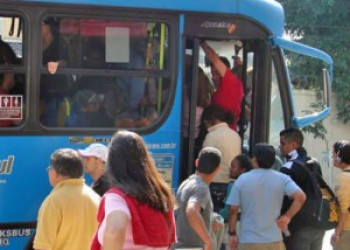 Tarifa de ônibus abusiva cobrada em 16 capitais