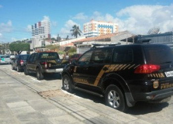 Policiais Federais realizam busca em Maceió