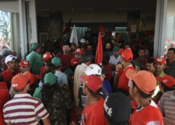 MST invade Ministério da Fazenda em Brasília