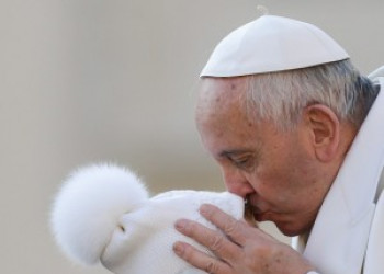 Papa Francisco completa 79 anos sem festa no Vaticano