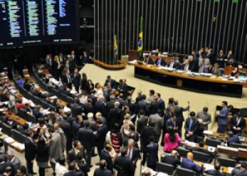 Secretário da ONU diz preocupado com crise política brasileira