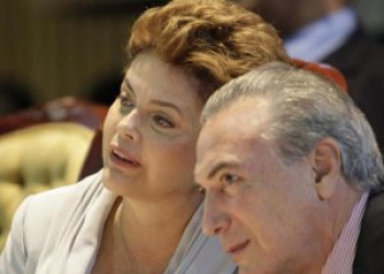 Presidenta Dilma volta a tratar da reforma ministerial com Michel Teme