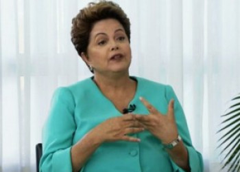 \'Fiquem tranquilos, a companheira Dilma vai vetar a terceirização\',