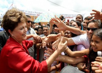 Trabalhador vai pagar o pato da Previdência, afirma Dilma Rousseff