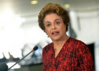 Dilma acompanha no Palácio da Alvorada sessão do Senado