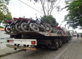 PM apreende 55 motos em Itaueira, Pavussu e Rio Grande