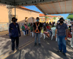 No Piauí, agência da Caixa usa tendas para organizar filas com quem vai sacar auxílio