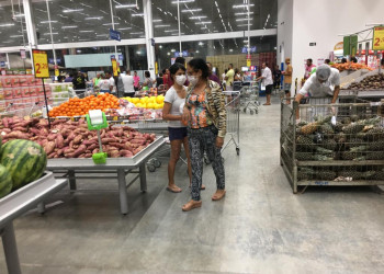 Funcionários de supermercados ameaçam deflagrar greve na próxima semana em Teresina