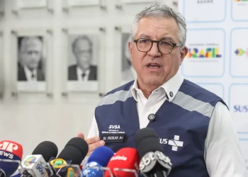 Governo anuncia auxílio financeiro para pacientes com câncer que precisam de radioterapia