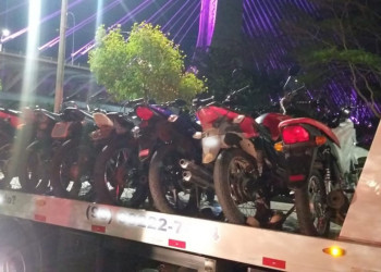 Polícia apreende 30 motocicletas e acaba com 'rolezinho' na Ponte Estaiada
