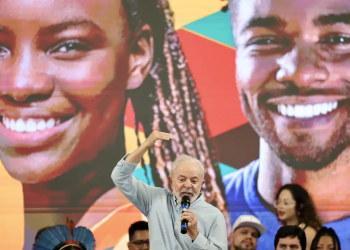Lula anuncia mais de R$ 600 milhões em políticas para a juventude negra