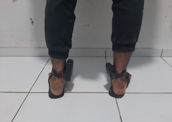 Gerente de academia é preso usando duas tornozeleiras eletrônicas em Timon