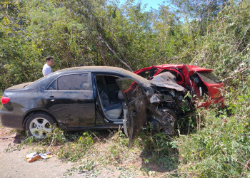 Cinco pessoas ficam feridas na colisão entre dois carros na BR 343, no Norte do Piauí