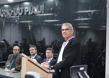 Advogado José Wilson Araújo é empossado como novo desembargador do TJ-PI