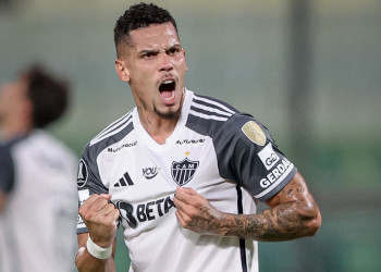 Atlético-MG goleia Caracas em estreia na Libertadores