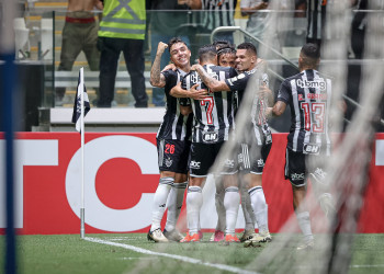 Atlético-MG vence Rosario por 2 a 1 e dispara na Libertadores