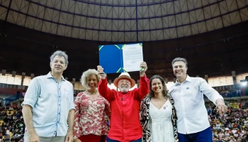Lula anuncia investimento de R$ 108 milhões em cursinhos populares
