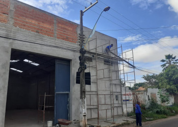 Equatorial Piauí alerta para os riscos de acidentes com energia elétrica em obra