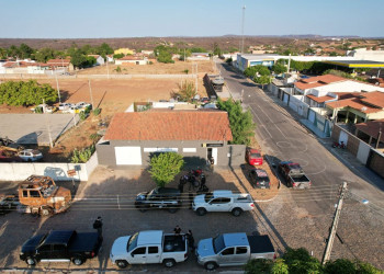 Polícia deflagra operação na região de Floriano e prende 9 foragidos da Justiça