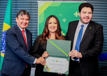Rejane Dias é premiada por atuação pela inclusão e valorização de PCDs