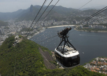 Rio passa a exigir comprovante de vacina em locais fechados