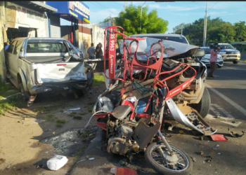 Três veículos se envolvem em grave acidente na Avenida Maranhão