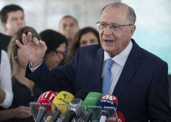 Alckmin sobre Bolsonaro: 'Ex-presidente é um desocupado'