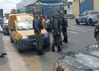 Funcionário dos Correios é assaltado e feito refém em Parnaíba, litoral do Piauí