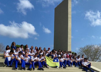 Aula passeio: Estudantes aprendem história do Piauí no Monumento do Jenipapo