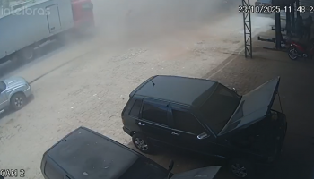 Ventania em Picos assusta moradores e provoca prejuízos; veja vídeos