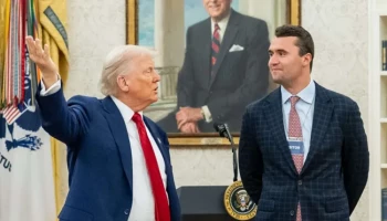 Aliado de Donald Trump é morto a tiros durante discurso nos Estados Unidos