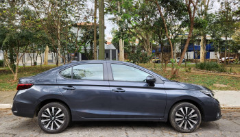 City Sedan 2025 segue eficiente e tem amplos recursos de segurança